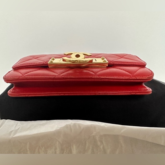 Golden Class Wallet On Chain - Picture 5 of 8